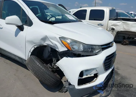 2018 Chevrolet Trax Ls z USA, uszkodzony, nr VIN 3GNCJKSB1JL187491